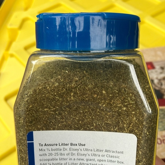 Organic catnip & Dr. Elsey's Ultra Litter Attractant - Picture 7 of 15